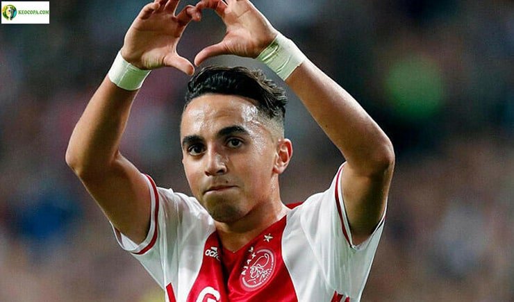 Ajax tỉnh lại sau 3 năm bị hôn mê